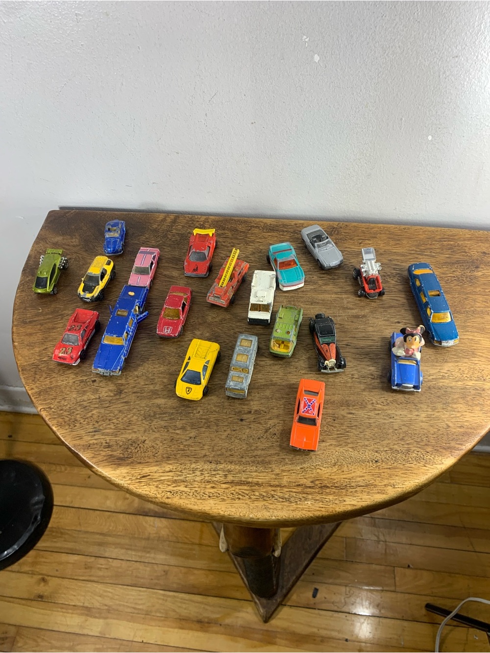 Vintage 1970s lot of die cast toy véhicules, matchbox majorette hot wheels - Picture 1 of 9